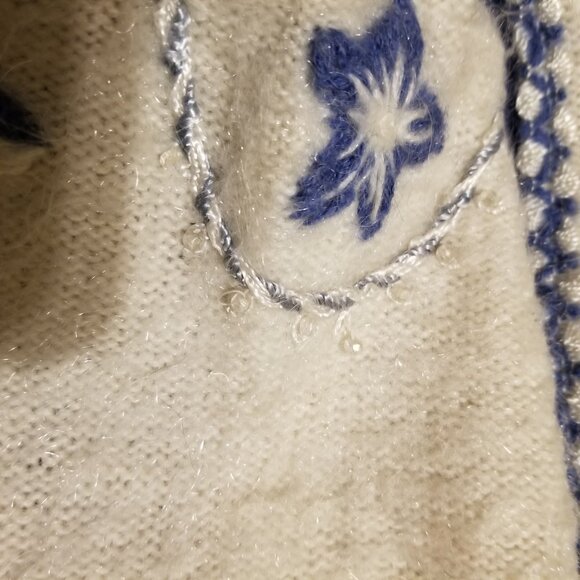 Striking blue & white wool, art jacket/cardigan, embroidery, beads, flowers, M - Picture 6 of 8